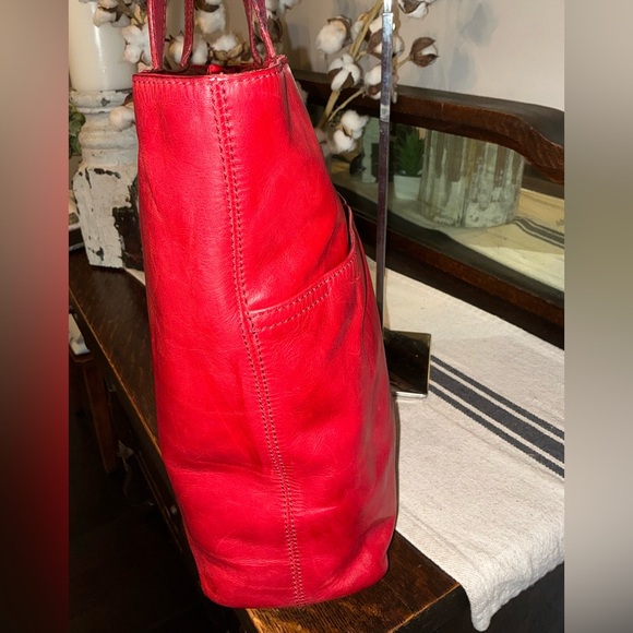Frye Melissa Leather Simple Tote Shoulder Bag Red MSRP $348 - Picture 5 of 14